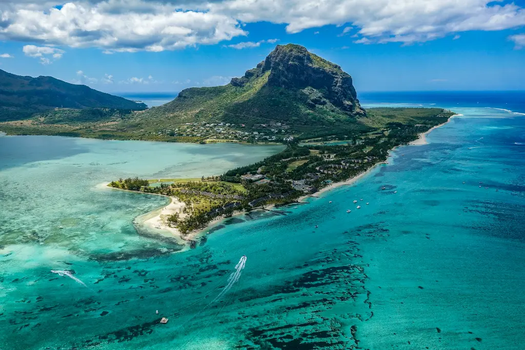 unsplash_ByAHlRiTQjo_Mauritius.webp