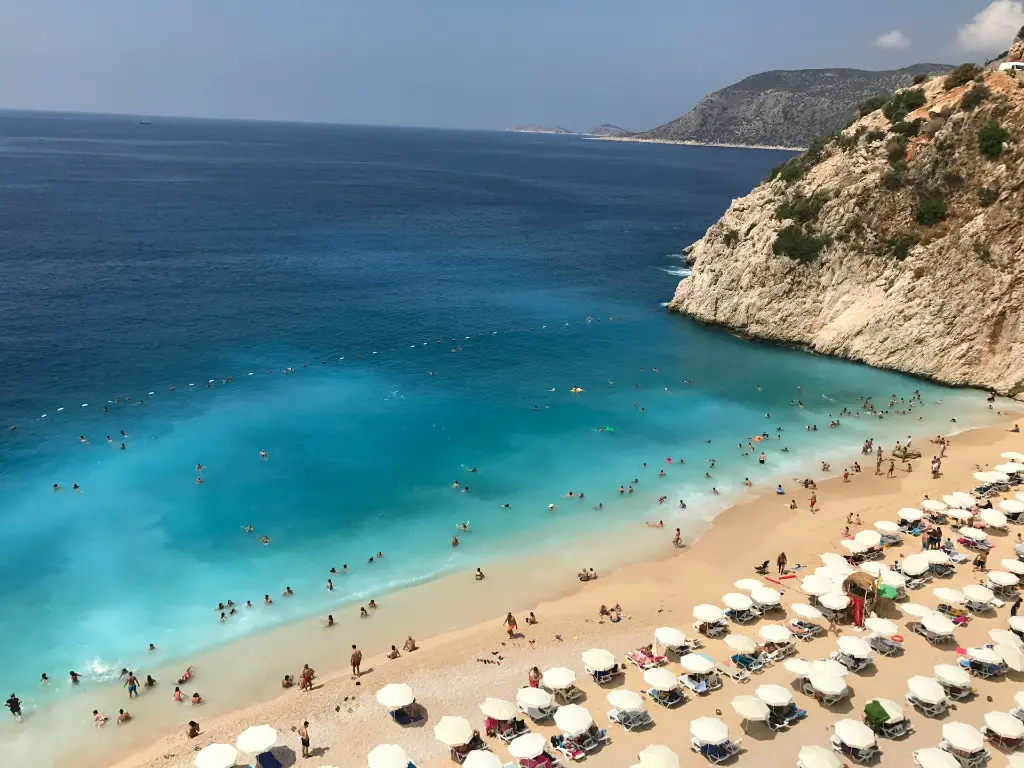 unsplash_54x3r5M3uzY_Turkey.jpg.jpg.jpg.jpg.jpg.webp