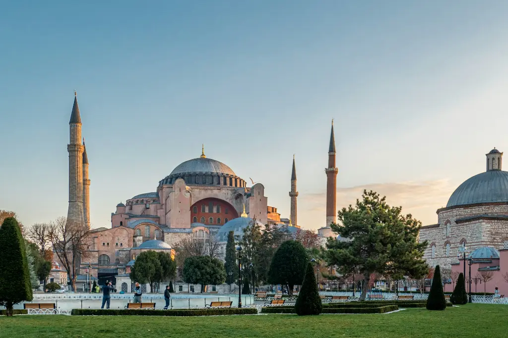 unsplash_JbWg7W953LY_Turkey.jpg.jpg.webp