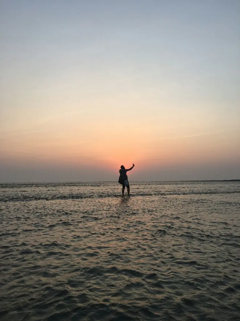 unsplash_wFHJ5n9xiDw_alibaug.jpg.jpg.jpg.jpg.jpg.jpg.jpg.webp
