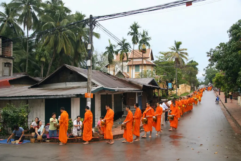 unsplash__rcrgZMeEAU_Shirdi.jpg.jpg.webp