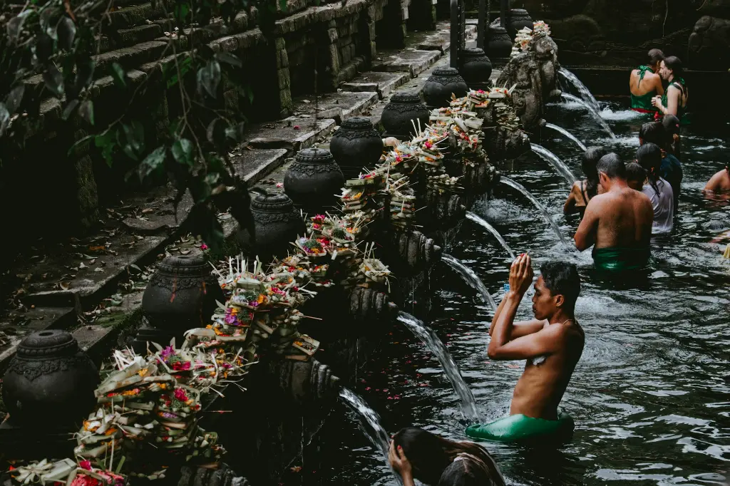 unsplash_PSJ-B59f-LE_bali.jpg.jpg.jpg.jpg.webp