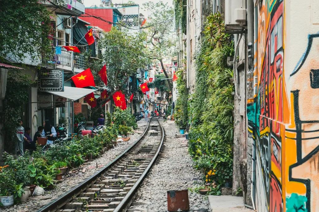 unsplash_niFWqrLdjlE_Vietnam.jpg.jpg.jpg.jpg.webp